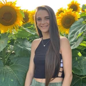 Meet your Posher, Sierra